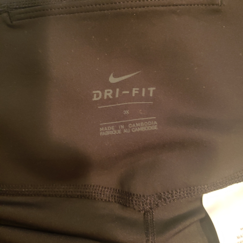 Nike Capri Dri-Fit Sweats